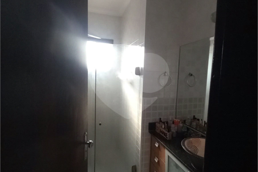 Sobrado à venda com 3 quartos, sendo 1 suíte, em Vila Guilherme, São Paulo, SP