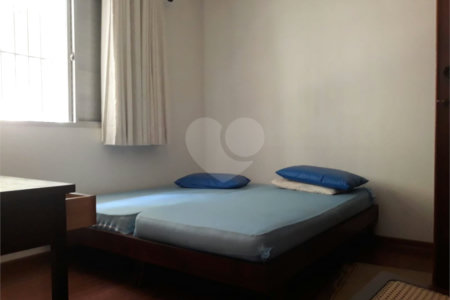 Chácara à venda com 3 quartos, sendo 2 suítes,  no Centro (canguera), São Roque, SP