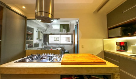 Apartamento à venda com 3 quartos, sendo 1 suíte, em Vila Sofia, São Paulo, SP