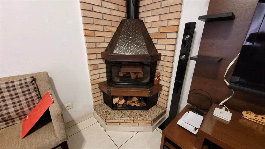 Sobrado à venda com 3 quartos, sendo 1 suíte, em Vila Romana, São Paulo, SP