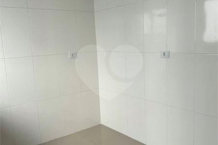 Casa à venda com 3 quartos, sendo 1 suíte, em Jardim Cidália, São Paulo, SP