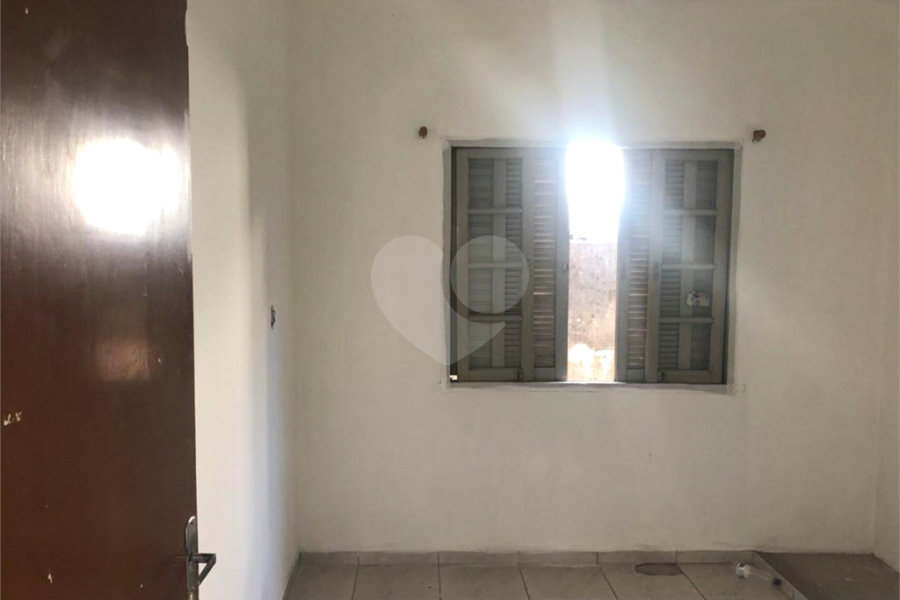 Sobrado à venda com 3 quartos, sendo 1 suíte,  em Serra da Cantareira, Mairiporã, SP
