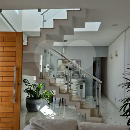 Sobrado à venda com 3 quartos, sendo 1 suíte, em Vila Prudente, São Paulo, SP