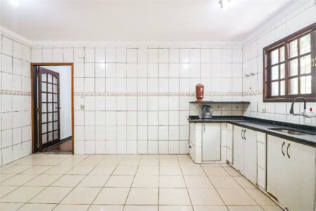 Casa à venda com 3 quartos, sendo 2 suítes, em Ferreira, São Paulo, SP