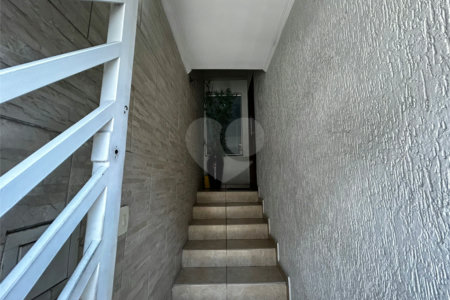 Casa à venda com 4 quartos, sendo 2 suítes, em Vila Buenos Aires, São Paulo, SP