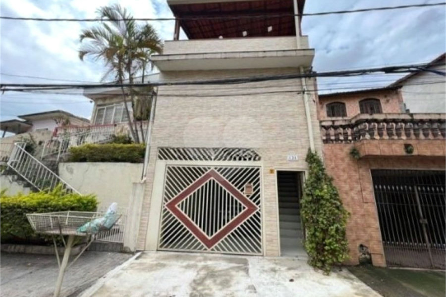 Sobrado à venda com 3 suítes em Freguesia do Ó, São Paulo, SP