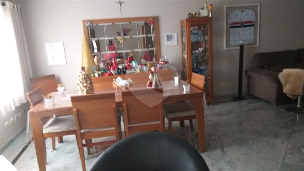 Sobrado à venda com 6 quartos, sendo 1 suíte,  no Brasilândia, São Paulo, SP