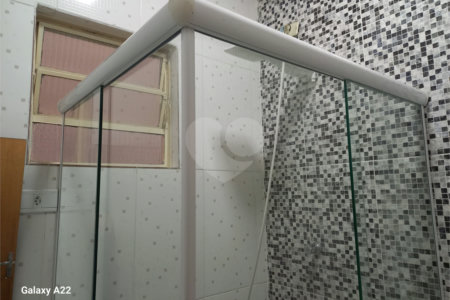 Sobrado à venda com 3 quartos, sendo 1 suíte, em Guaiaúna, São Paulo, SP