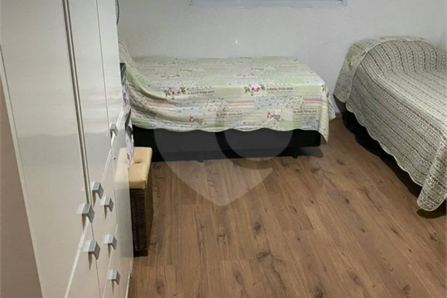 Sobrado à venda com 2 suítes em Santa Terezinha, São Paulo, SP