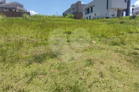 Terreno à venda no condomínio Residencial Campo de Toscana, Vinhedo - SP
