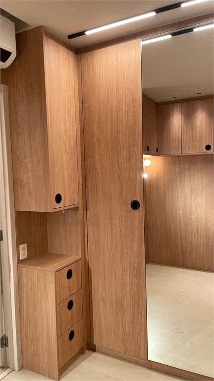 Apartamento à venda ou para alugar com 2 suítes em Pinheiros, São Paulo, SP