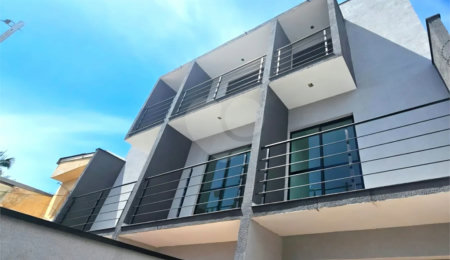 Casa à venda com 3 quartos, sendo 1 suíte,  em Cidade dos Bandeirantes, São Paulo, SP