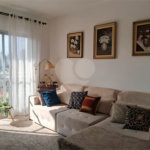 Prédio com portaria 24 horas, e lazer. Apartamento com 3 dormitórios, uma suíte, 2 vagas de garagem