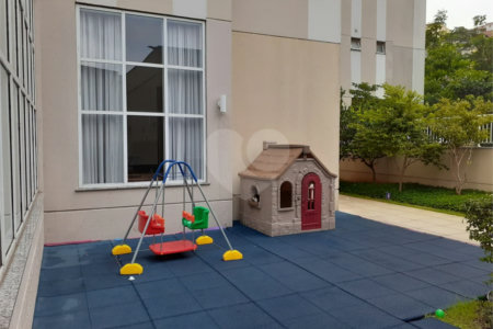 Apartamento à venda com 3 quartos, sendo 1 suíte,  em Vila Leonor, São Paulo, SP
