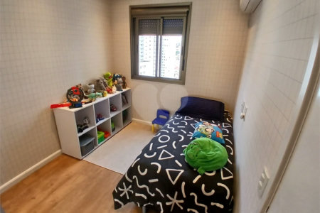 Apartamento à venda com 3 suítes em Santa Teresinha, São Paulo, SP