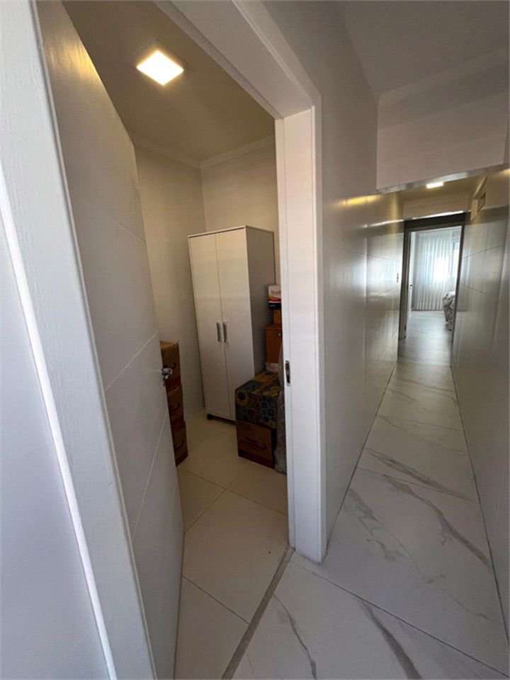 Apartamento Residencial à venda, Gonzaga, Santos - AP0199.