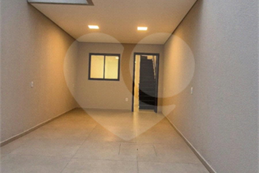 Sobrado à venda com 2 quartos, sendo 1 suíte,  em Vila Paiva, São Paulo, SP