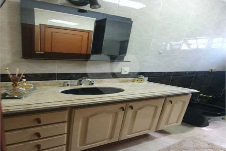 Casa à venda com 4 quartos, sendo 3 suítes, no condomínio Village Terras de Indaiá, Indaiatuba - SP
