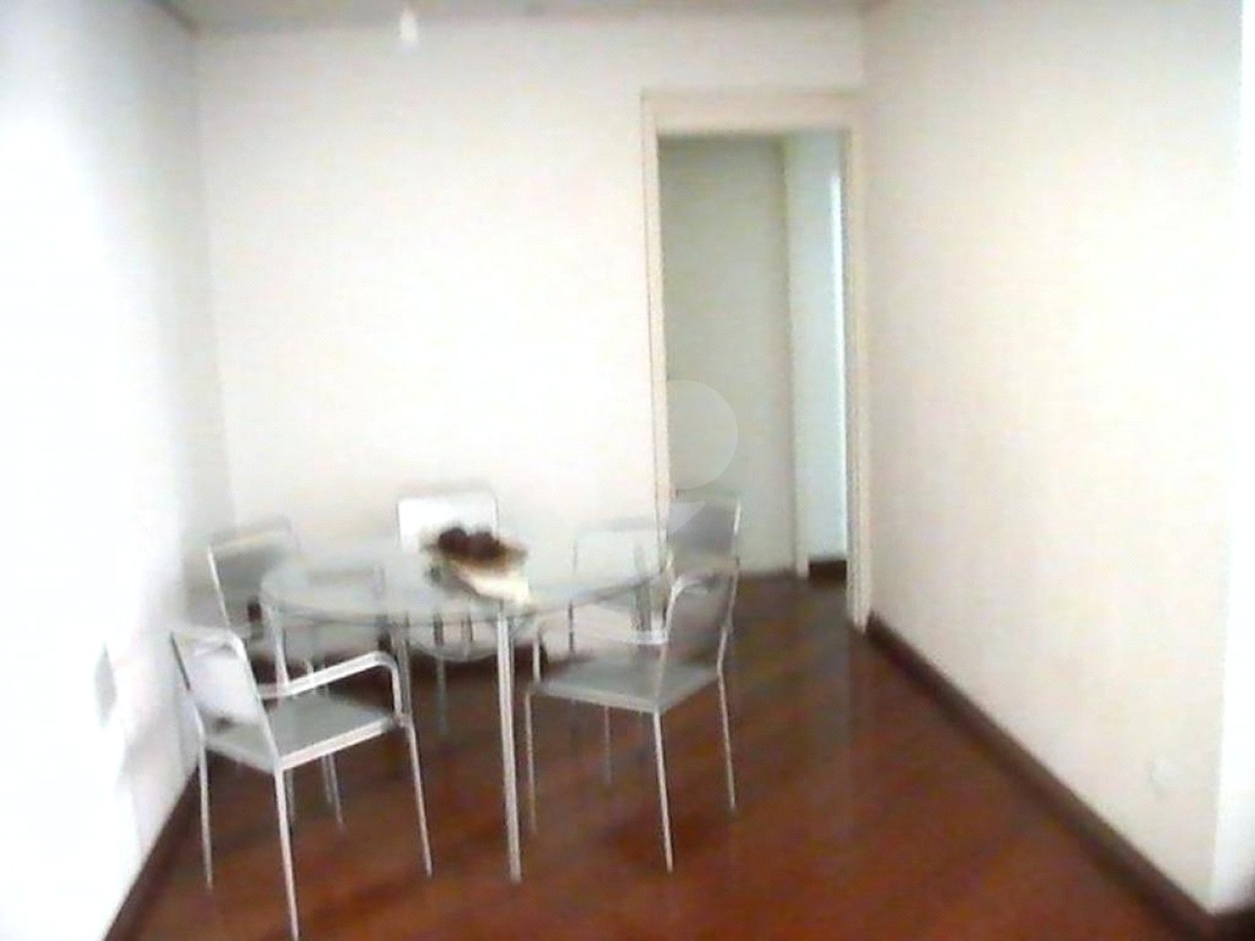 Apartamento à venda com 3 quartos, sendo 1 suíte,  em Jardim das Vertentes, São Paulo, SP