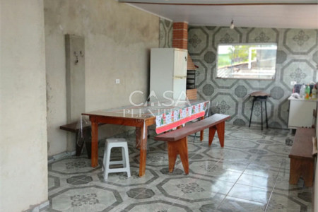 Casa à venda com 4 quartos, sendo 1 suíte, em Parque das Laranjeiras, Sorocaba, SP