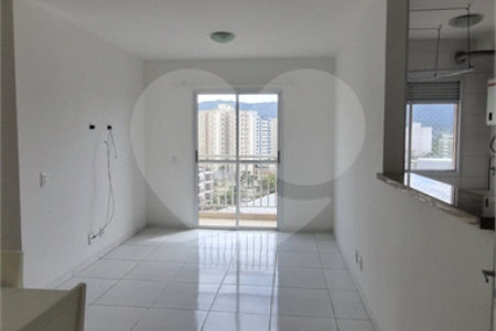 Apartamento para alugar com 2 quartos, sendo 1 suíte,  em Vila Mogilar, Mogi das Cruzes, SP