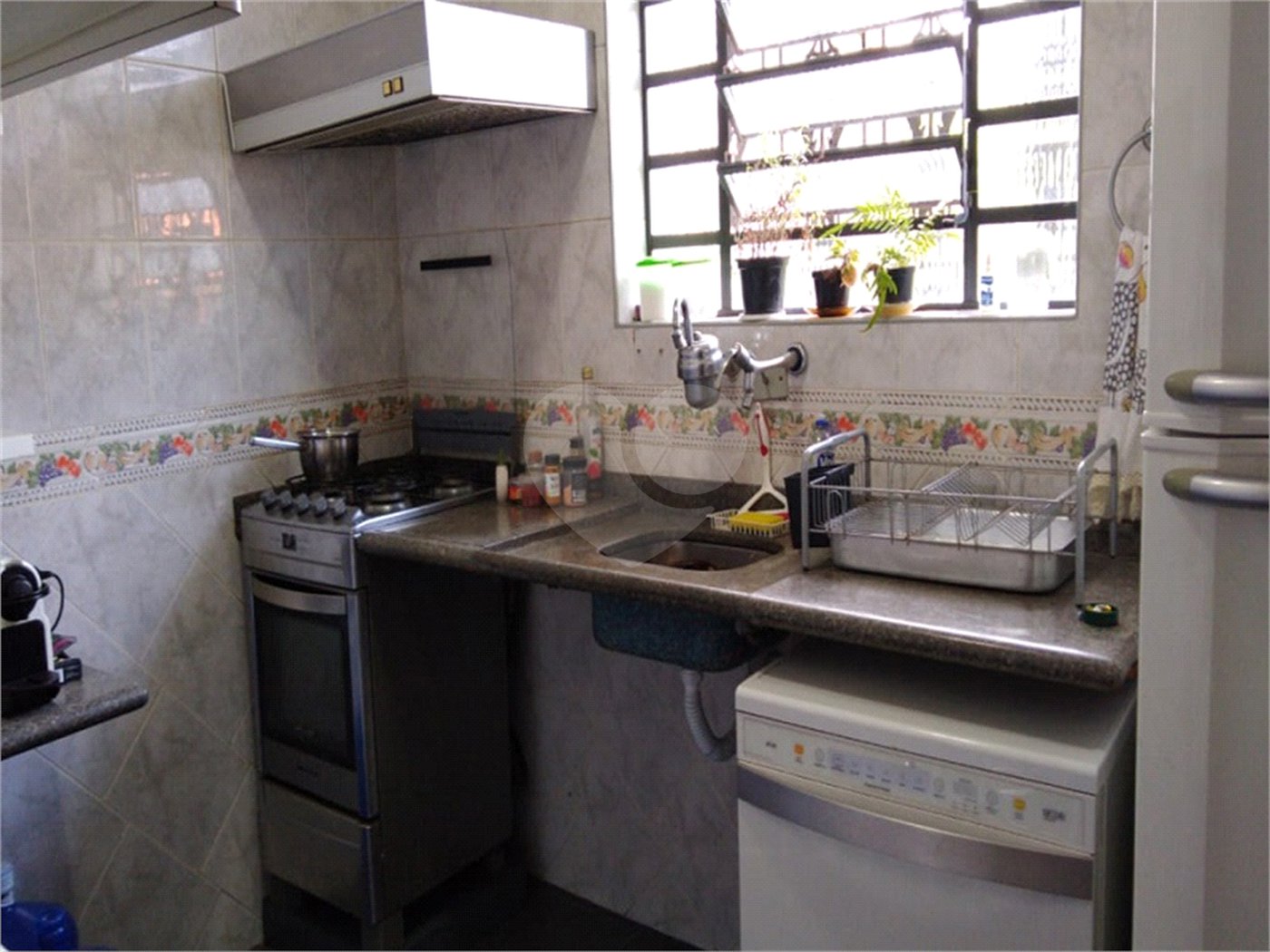 Sobrado à venda com 3 quartos, sendo 1 suíte, em Alto da Boa Vista, São Paulo, SP