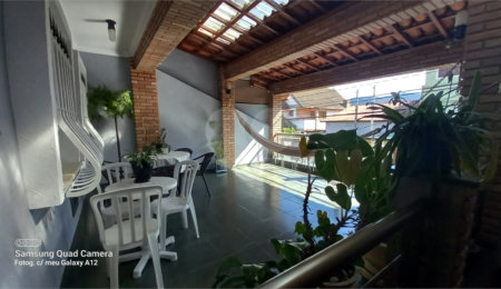 Sobrado à venda com 4 quartos, sendo 1 suíte,  em Tremembé, São Paulo, SP