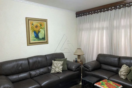 Sobrado à venda com 3 quartos, sendo 1 suíte, em Vila Sônia, São Paulo, SP