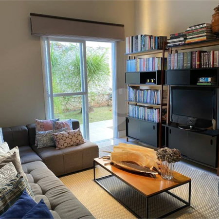 Casa à venda com 4 suítes no condomínio Villa Veneto, Itatiba - SP