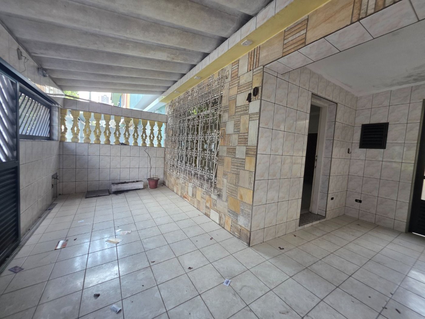 Sobrado com 3 dormitórios à venda, 129 m² por R$ 638.000,00 - Encruzilhada - Santos/SP