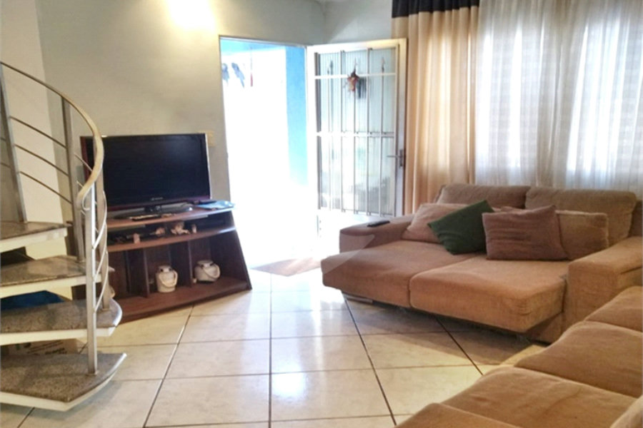 Casa à venda com 4 quartos em Vila Medeiros, São Paulo, SP
