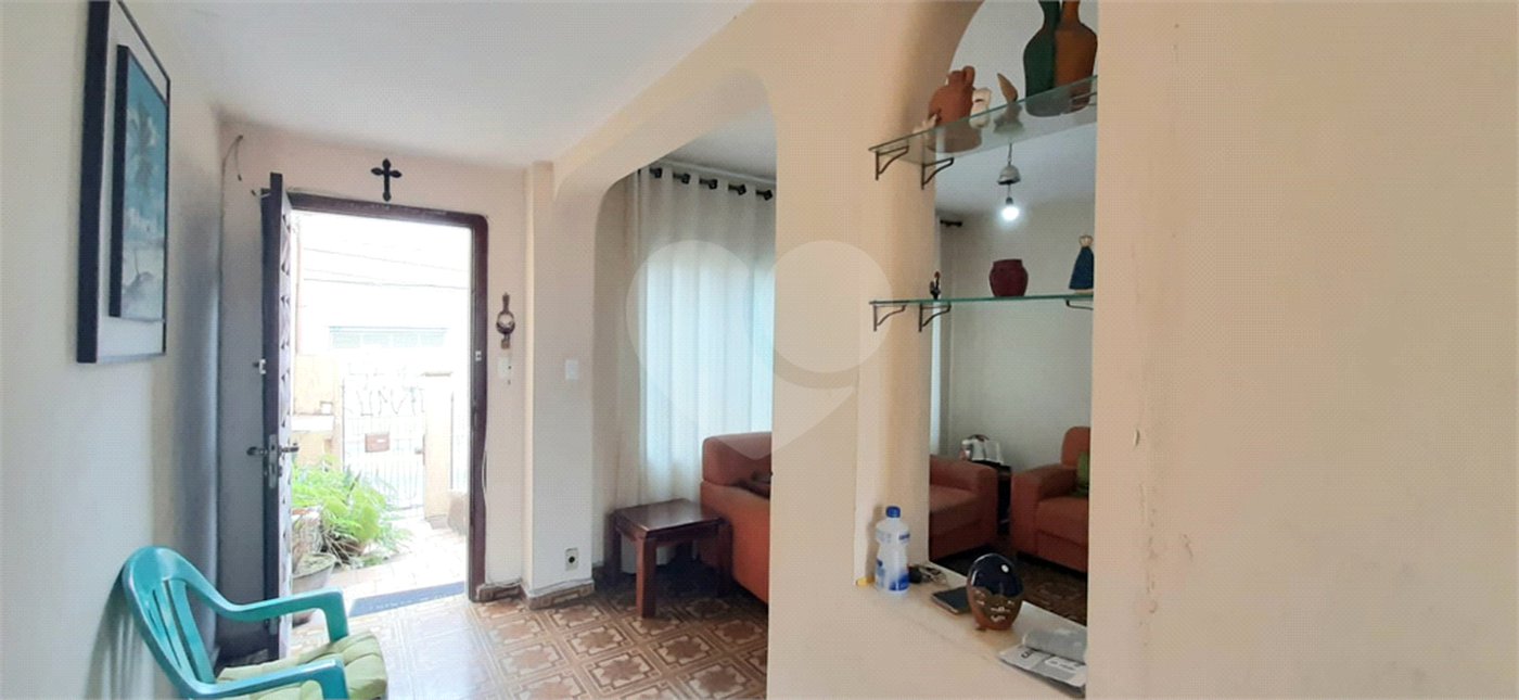 Sobrado à venda com 2 quartos em Tremembé, São Paulo, SP
