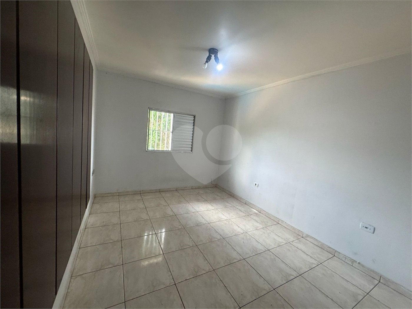 Casa à venda com 4 quartos, sendo 2 suítes, em Jardim Bela Vista, Guarulhos, SP