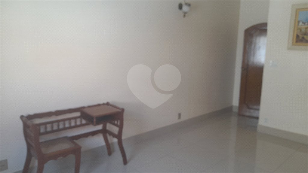 Casa à venda com 4 quartos, sendo 1 suíte, em Jaçanã, São Paulo, SP
