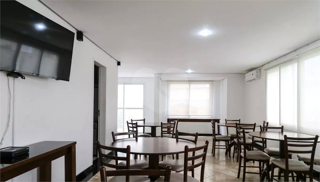 Apartamento à venda com 3 suítes em Vila Ipojuca, São Paulo, SP