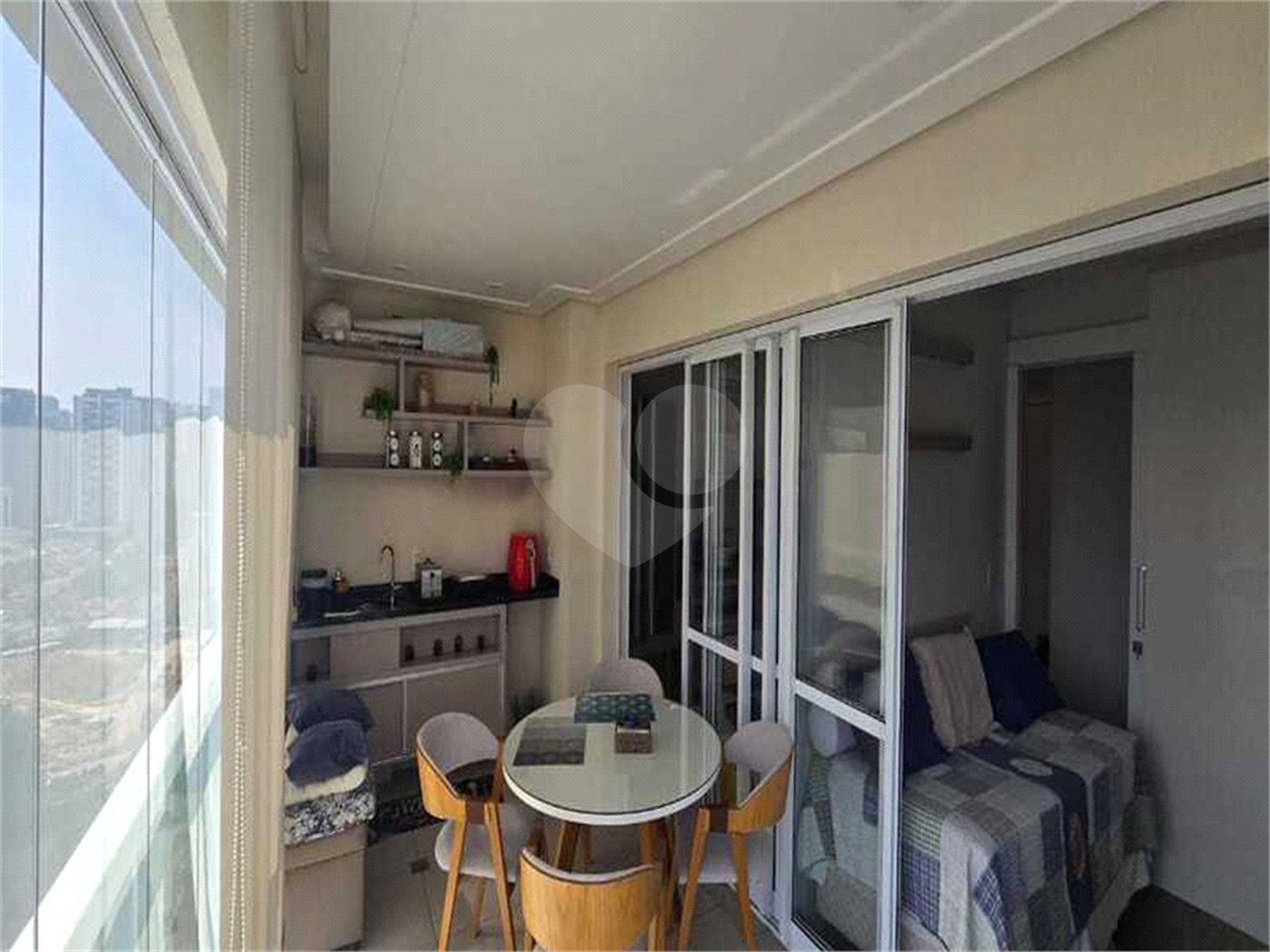 Apartamento à venda com 2 quartos, sendo 1 suíte,  em Vila Gertrudes, São Paulo, SP