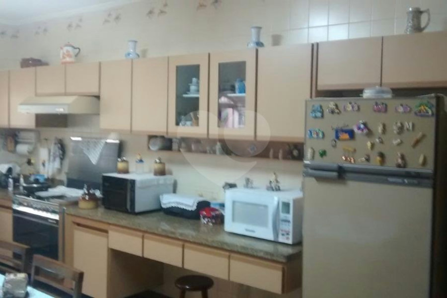 Casa à venda com 4 quartos, sendo 2 suítes,  em Vila Guilherme, São Paulo, SP