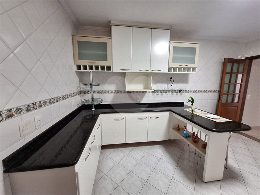 Sobrado à venda com 3 quartos, sendo 1 suíte, em Parque Vitória, São Paulo, SP