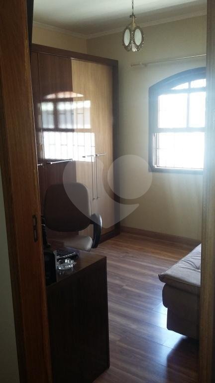 Casa à venda com 6 quartos, sendo 1 suíte,  em Itaquera, São Paulo, SP