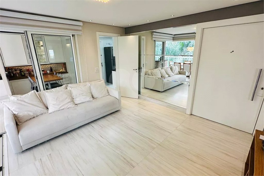 Apartamento à venda com 3 suítes em Vila Mariana, São Paulo, SP