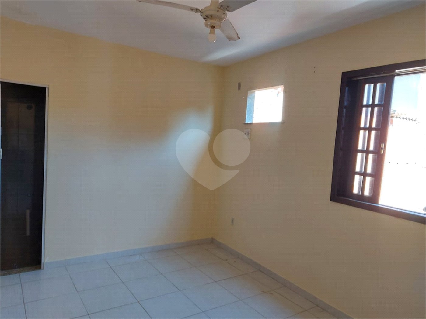 Casa à venda com 3 quartos, sendo 1 suíte, em Campo Grande, Rio de Janeiro, RJ