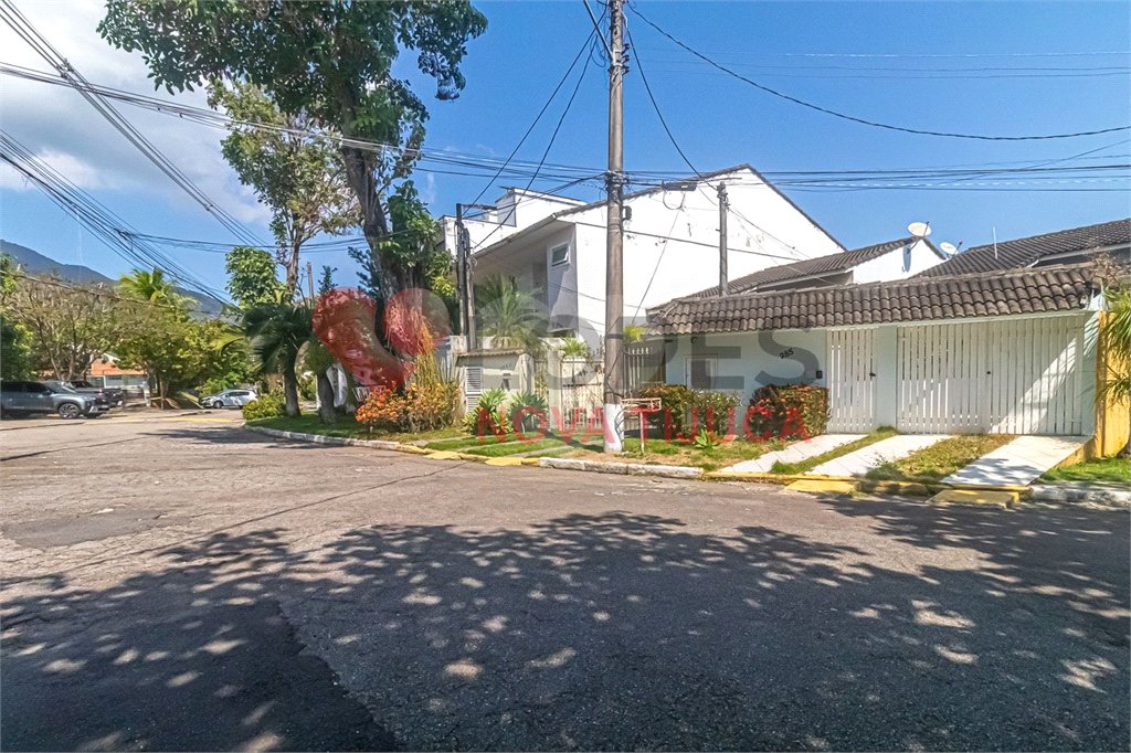 Casa de Vila à venda com 3 quartos, sendo 1 suíte, em Freguesia (jacarepaguá), Rio de Janeiro, RJ