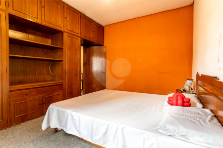 Casa à venda com 3 quartos, sendo 1 suíte, em Chácara Santo Antônio (zona Sul), São Paulo, SP