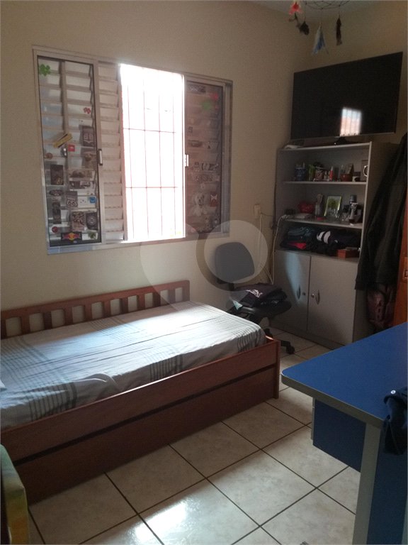 Casa à venda com 2 quartos em João Xxiii, Vinhedo, SP