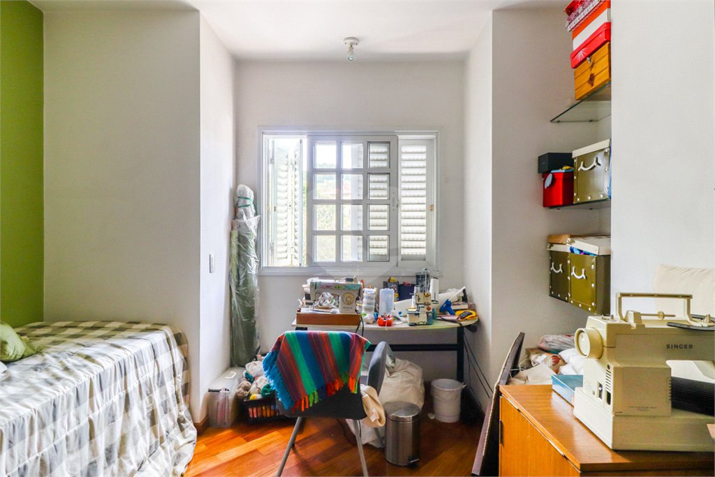 Sobrado à venda ou para alugar com 4 quartos, sendo 3 suítes, em Vila Madalena, São Paulo, SP