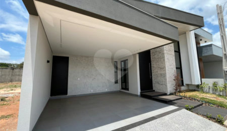 Casa à venda com 3 suítes no condomínio Residencial Villeneuve, São Carlos - SP