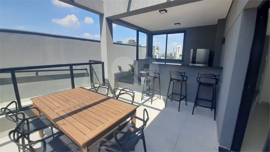 Apartamento para locação 45m2 na Bela Vista 2 dormitórios 1 vaga Próximo à Av. Paulista