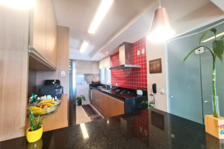 Apartamento à venda com 4 quartos, sendo 3 suítes, em Jardim Marajoara, São Paulo, SP
