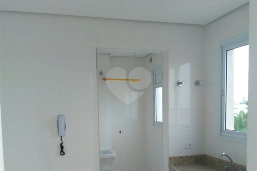 Apartamento com sacada - metrô Tucuruvi - NOVO