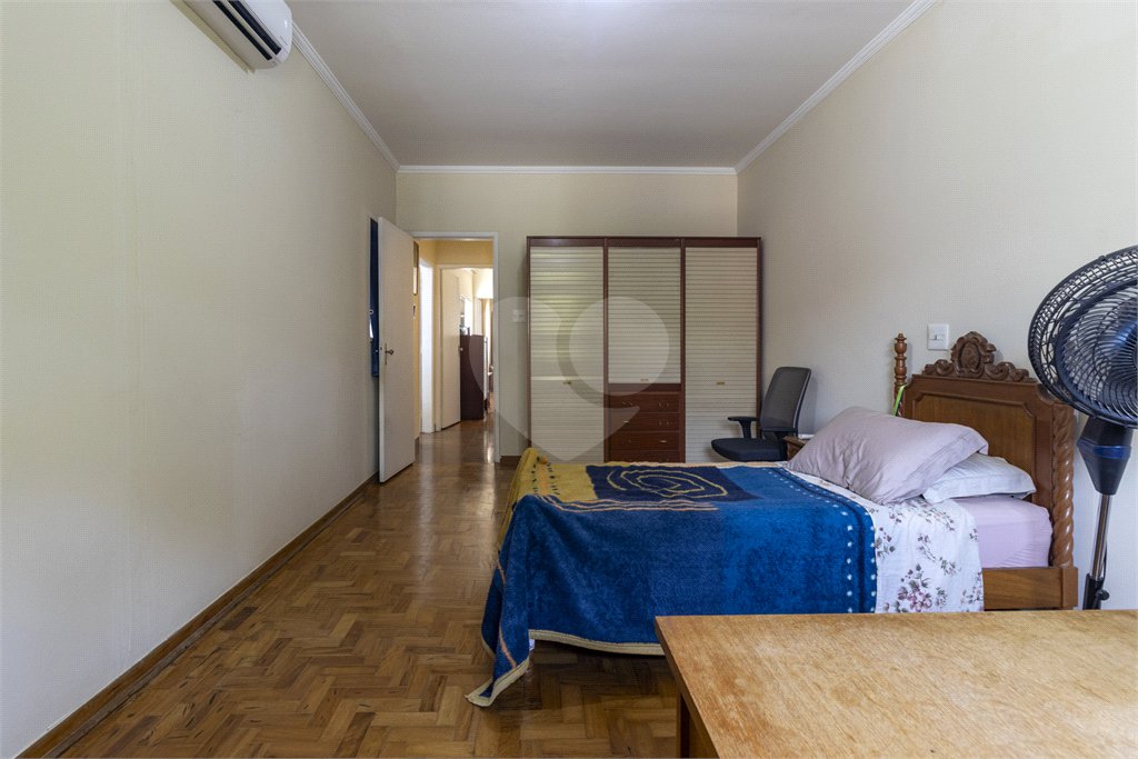 Casa à venda com 5 quartos, sendo 1 suíte, em Vila Nova Conceição, São Paulo, SP